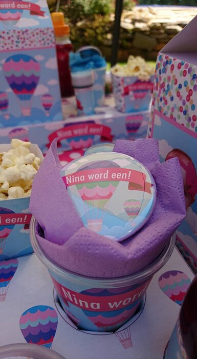 Kiddies Theme Parties offers personalized birthday party supplies and decor for sale.