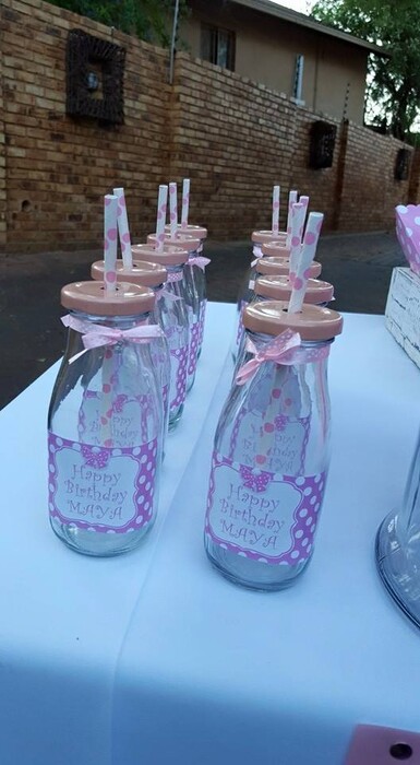 We make baby shower supplies and baby shower decor for boys and girls.