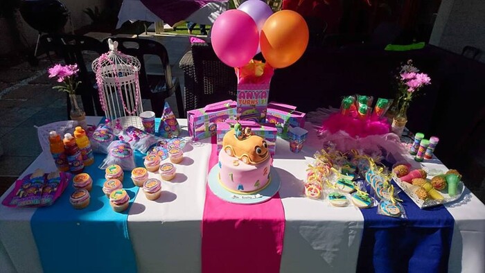 Kiddies Theme Parties offers personalized birthday party supplies and decor for sale.
