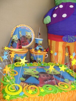 Kiddies Theme Parties offers personalized birthday party supplies and decor for sale.