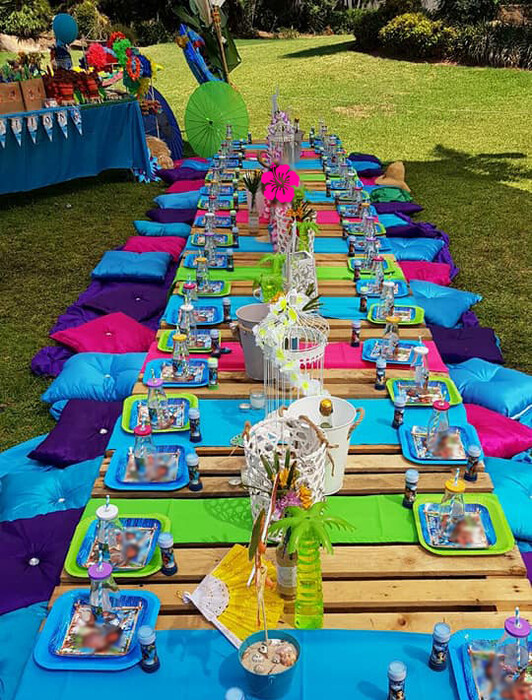 Kiddies Theme Parties offers personalized birthday party supplies and decor for sale.