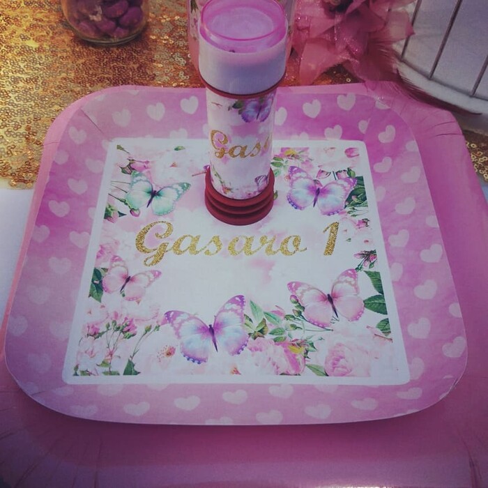 Kiddies Theme Parties offers personalized birthday party supplies and decor for sale.