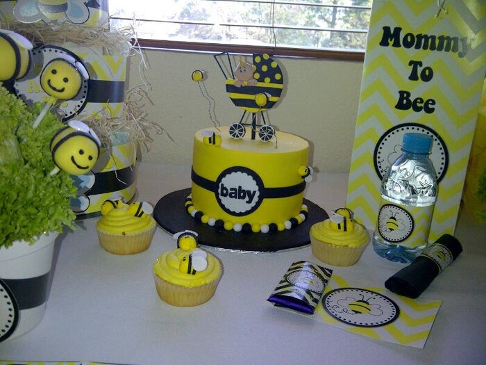 Kiddies Theme Parties offers personalized birthday party supplies and decor for sale.