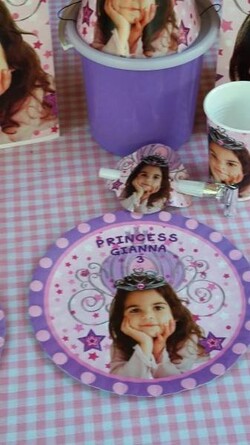 Kiddies Theme Parties offers personalized birthday party supplies and decor for sale.