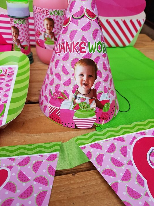 Kiddies Theme Parties offers personalized birthday party supplies and decor for sale.