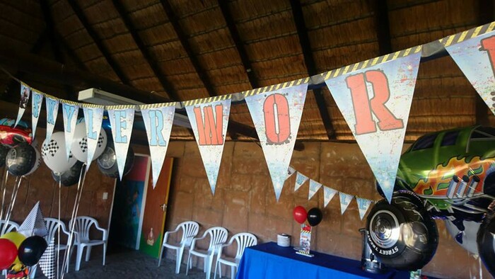 Kiddies Theme Parties offers personalized birthday party supplies and decor for sale.