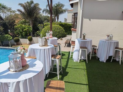 Kiddies Theme Parties offers personalized birthday party supplies and decor for sale.