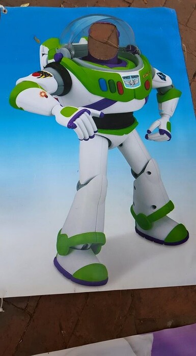 We make 1st birthday party supplies, party supplies for boys and girls as well as babyshower decor.