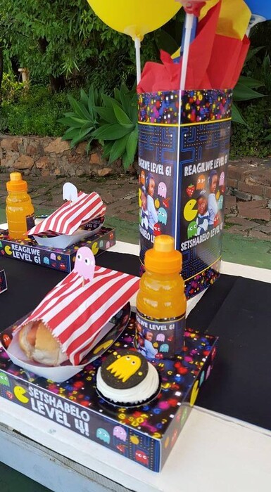 Kiddies Theme Parties offers personalized birthday party supplies and decor for sale.