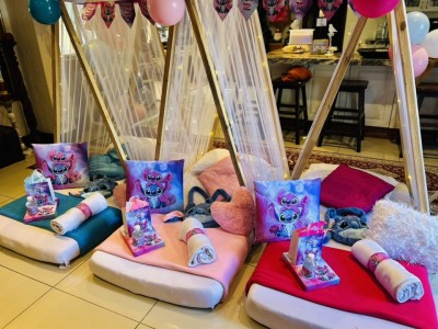 We are a Gauteng based events and party planning company specialising in custom made party supplies.