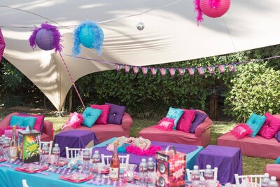 Kiddies Theme Parties offers personalized birthday party supplies and decor for sale.