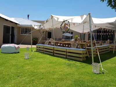 Kiddies Theme Parties offers personalized birthday party supplies and decor for sale.