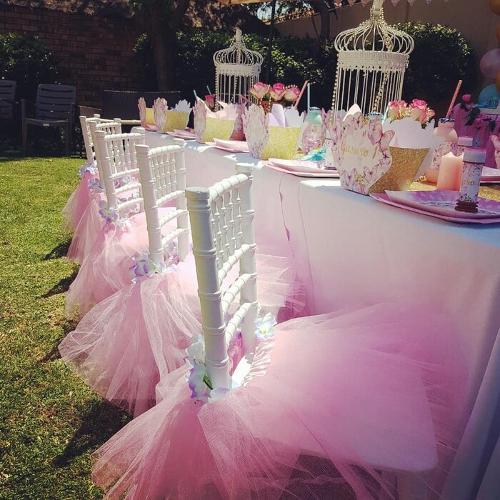 Kiddies Theme Parties offers personalized birthday party supplies and decor for sale.