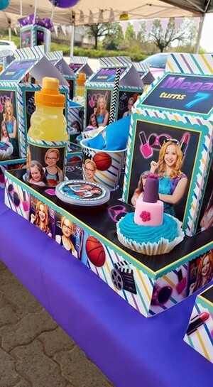* Kiddies Theme Parties offers personalized birthday party supplies and decor for sale.