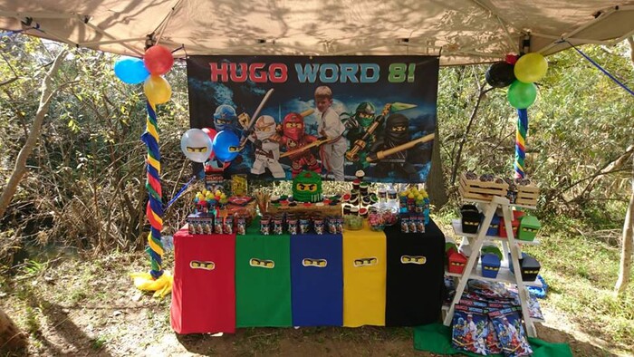 Kiddies Theme Parties offers personalized birthday party supplies and decor for sale.