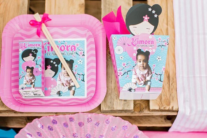 Kiddies Theme Parties offers personalized birthday party supplies and decor for sale.