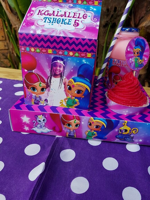 Kiddies Theme Parties offers personalized birthday party supplies and decor for sale.