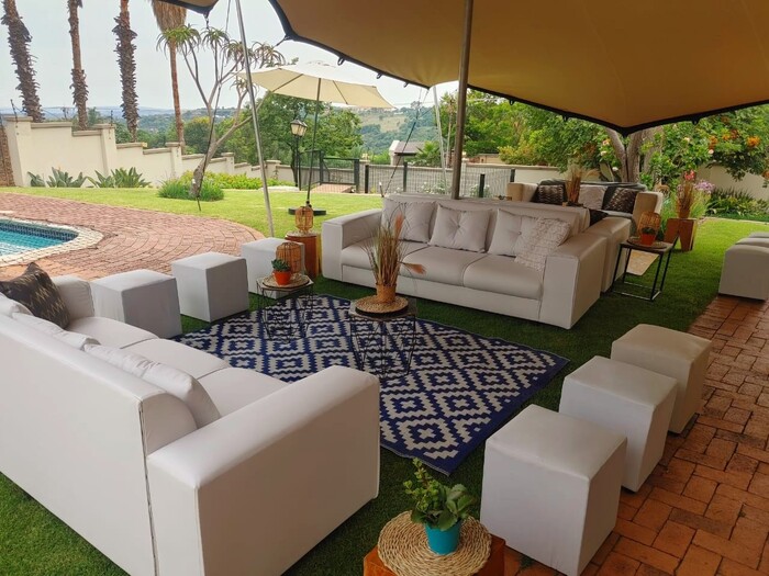 Kiddies Theme Parties offers personalized birthday party supplies and decor for sale.