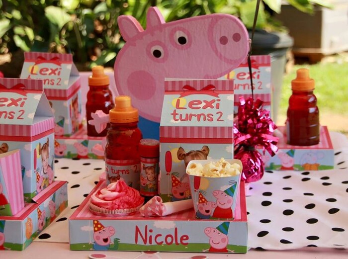 Kiddies Theme Parties offers personalized birthday party supplies and decor for sale.