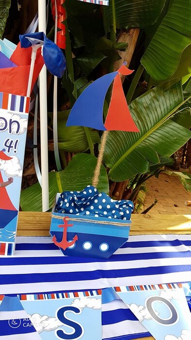 Kiddies Theme Parties offers personalized birthday party supplies and decor for sale.