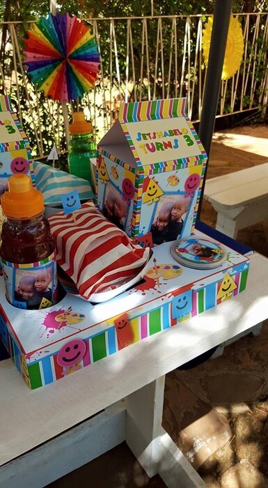 Kiddies Theme Parties offers personalized birthday party supplies and decor for sale.
