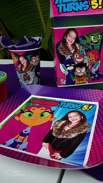Kiddies Theme Parties offers personalized birthday party supplies and decor for sale.