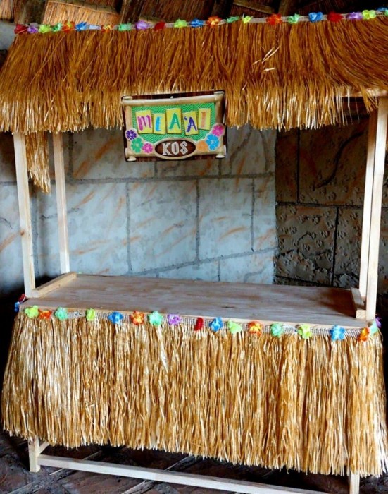 Kiddies Theme Parties offers personalized birthday party supplies and decor for sale.