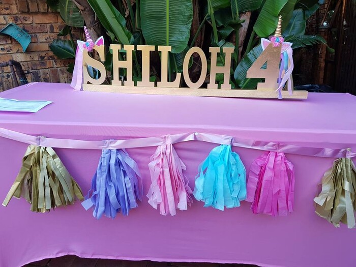 Kiddies Theme Parties offers personalized birthday party supplies and decor for sale.