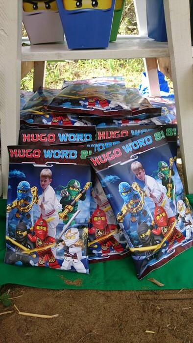 Kiddies Theme Parties offers personalized birthday party supplies and decor for sale.