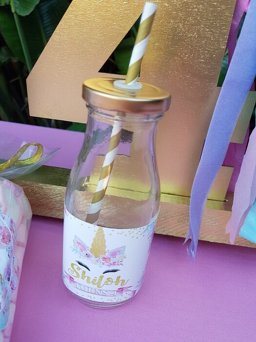 Kiddies Theme Parties offers personalized birthday party supplies and decor for sale.