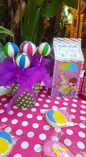 Kiddies Theme Parties offers personalized birthday party supplies and decor for sale.
