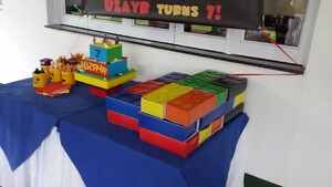 Kiddies Theme Parties offers personalized birthday party supplies and decor for sale.
