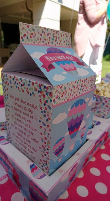 Kiddies Theme Parties offers personalized birthday party supplies and decor for sale.