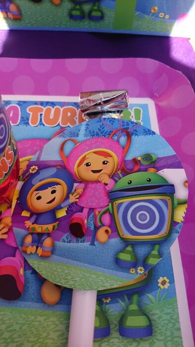 Kiddies Theme Parties offers personalized birthday party supplies and decor for sale.