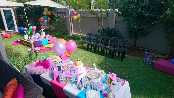 Kiddies Theme Parties offers personalized birthday party supplies and decor for sale.