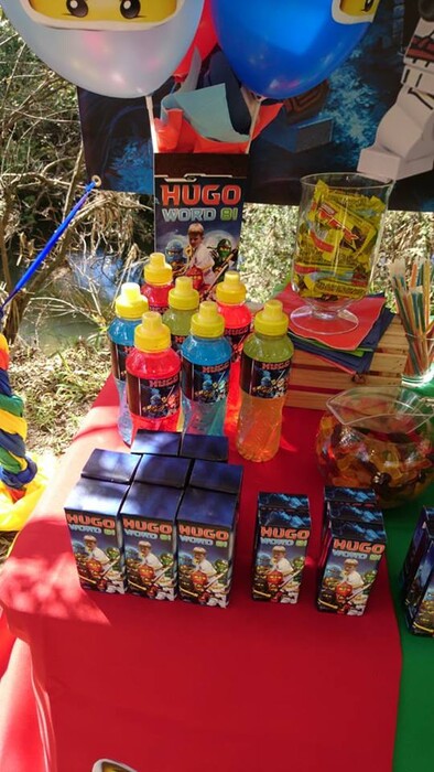 Kiddies Theme Parties offers personalized birthday party supplies and decor for sale.