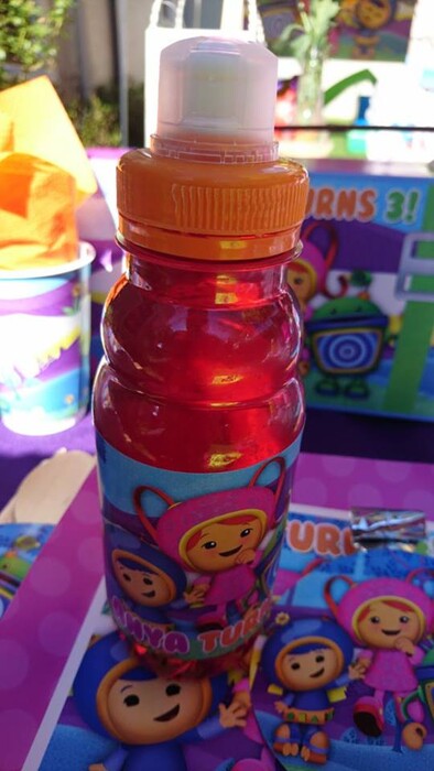 Kiddies Theme Parties offers personalized birthday party supplies and decor for sale.