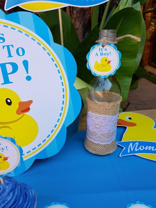 Kiddies Theme Parties offers personalized birthday party supplies and decor for sale.
