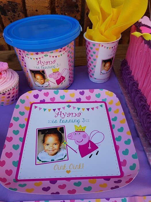 Kiddies Theme Parties offers personalized birthday party supplies and decor for sale.