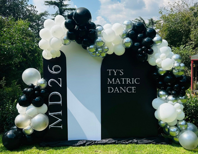 Kiddies Theme Parties offers personalized birthday party supplies and decor for sale.