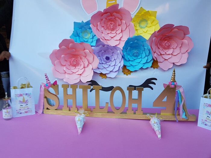 Kiddies Theme Parties offers personalized birthday party supplies and decor for sale.
