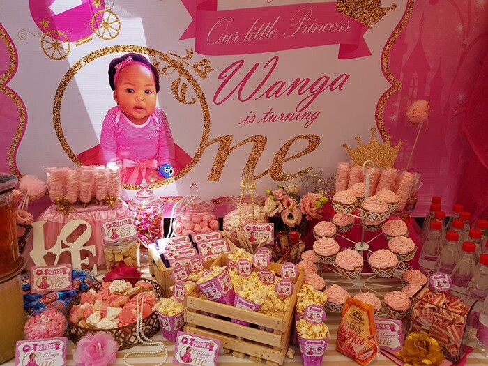 Kiddies Theme Parties offers personalized birthday party supplies and decor for sale.