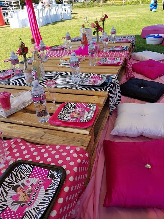 Kiddies Theme Parties offers personalized birthday party supplies and decor for sale.