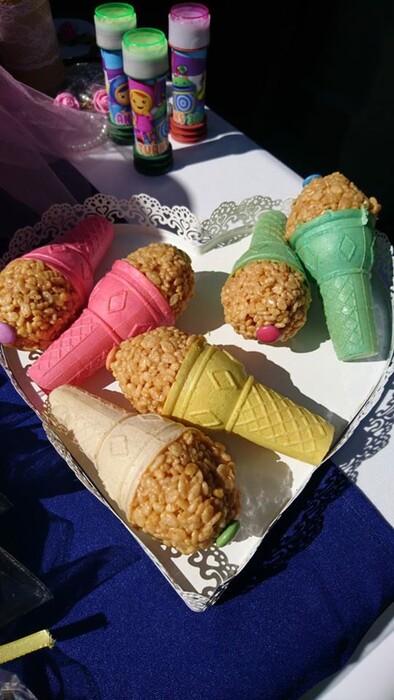 Kiddies Theme Parties offers personalized birthday party supplies and decor for sale.