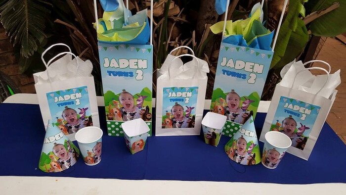 Kiddies Theme Parties offers personalized birthday party supplies and decor for sale.