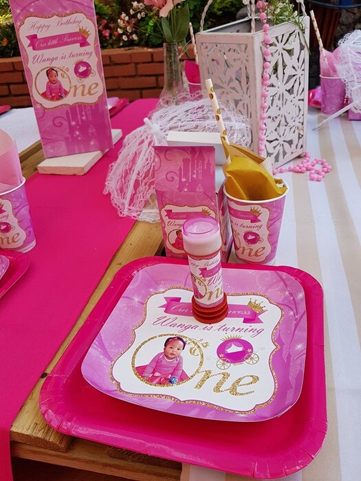 Kiddies Theme Parties offers personalized birthday party supplies and decor for sale.