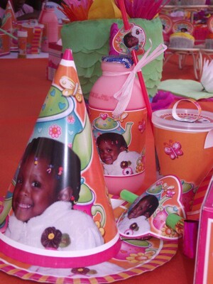 Kiddies Theme Parties offers personalized birthday party supplies and decor for sale.