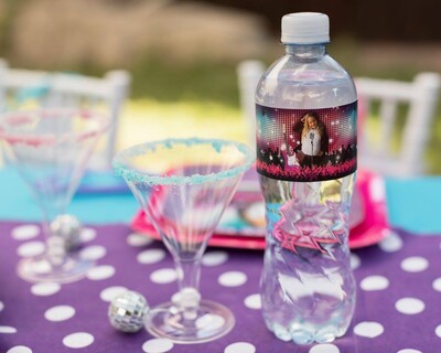 Kiddies Theme Parties offers personalized birthday party supplies and decor for sale.
