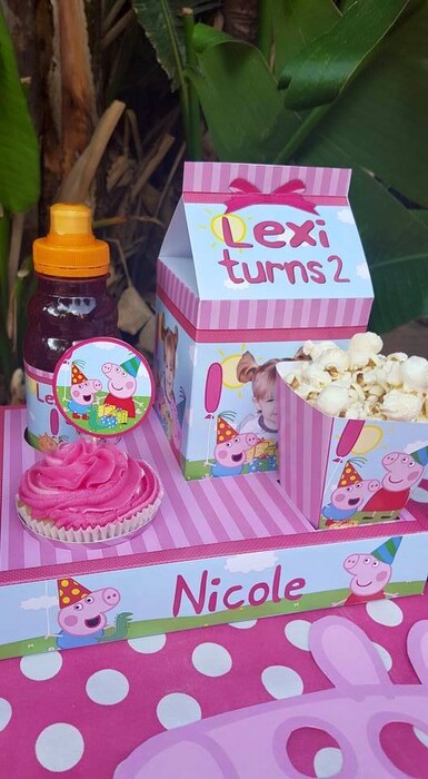 Kiddies Theme Parties offers personalized birthday party supplies and decor for sale.