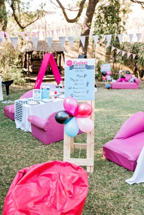 Kiddies Theme Parties offers personalized birthday party supplies and decor for sale.